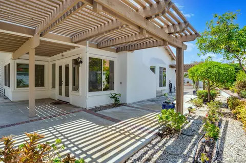 Exterior - 4926 Delos Way, Oceanside, CA 92056 photo 12 of 17