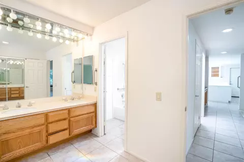 Entry Way - 4926 Delos Way, Oceanside, CA 92056 photo 1 of 1