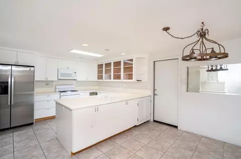 Kitchen - 4926 Delos Way, Oceanside, CA 92056 photo 3 of 3