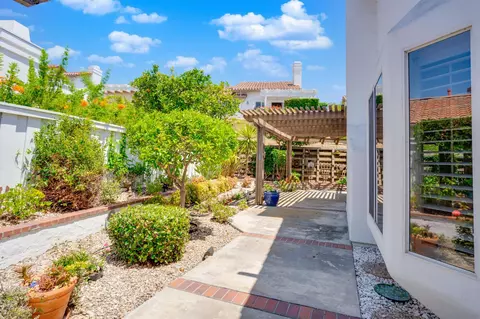 Exterior - 4926 Delos Way, Oceanside, CA 92056 photo 10 of 17