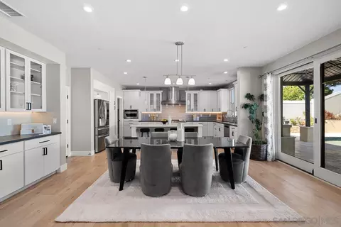 Dining - 12414 Aria Ct, Poway, CA 92064 photo 1 of 2