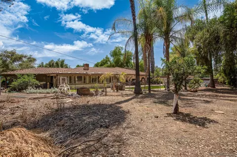 Exterior - 709 Hanson Ln, Ramona, CA 92065 photo 4 of 17