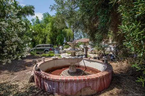 Exterior - 709 Hanson Ln, Ramona, CA 92065 photo 6 of 17
