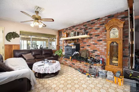 Living - 709 Hanson Ln, Ramona, CA 92065 photo 1 of 1