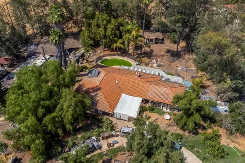 View/Area - 709 Hanson Ln, Ramona, CA 92065 photo 2 of 7