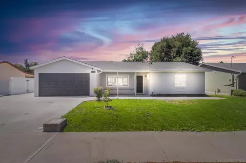 9214 Carita Rd, Santee, CA 92071