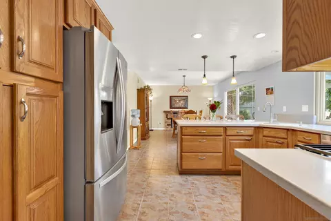 1614 Quiet Hills Dr, Oceanside, CA 92056 photo 13