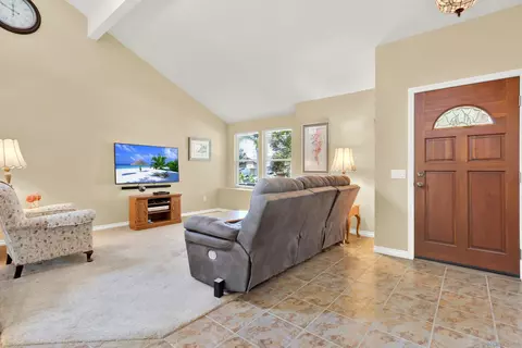 1614 Quiet Hills Dr, Oceanside, CA 92056 photo 8