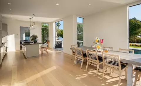 Dining - 1312 Hymettus Ave, Encinitas, CA 92024 photo 1 of 2