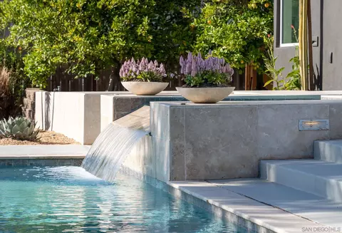 Exterior - 1312 Hymettus Ave, Encinitas, CA 92024 photo 8 of 8