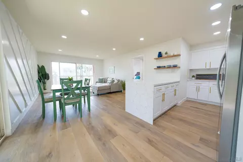 660 Sunfish Way, Port Hueneme, CA 93041