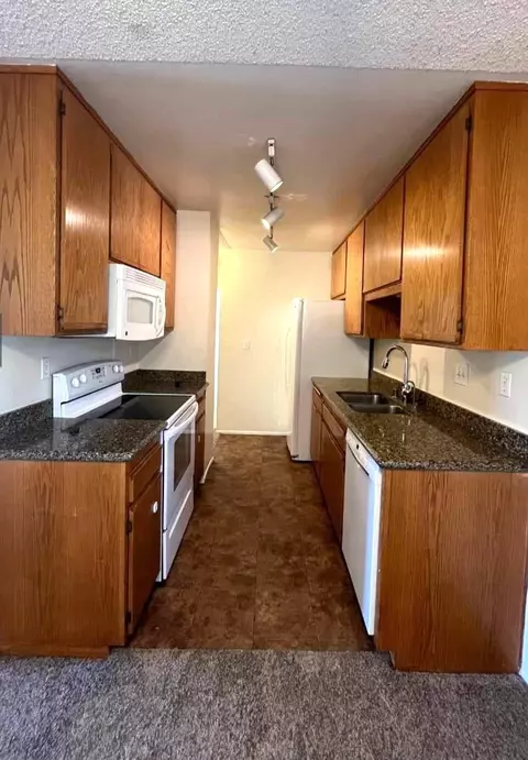 Kitchen - 12722 Lakeshore Dr #D, Lakeside, CA 92040 photo 1 of 1