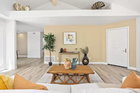 4910 Delos Way, Oceanside, CA 92056 photo 7