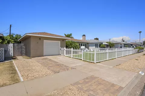 454 Carnation Ave, Imperial Beach, CA 91932 photo 2