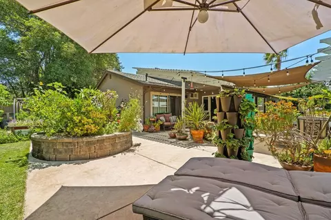Exterior - 1934 Calle Sinaloa, Vista, CA 92084 photo 9 of 12