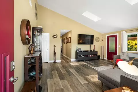 Entry Way - 1934 Calle Sinaloa, Vista, CA 92084 photo 1 of 2