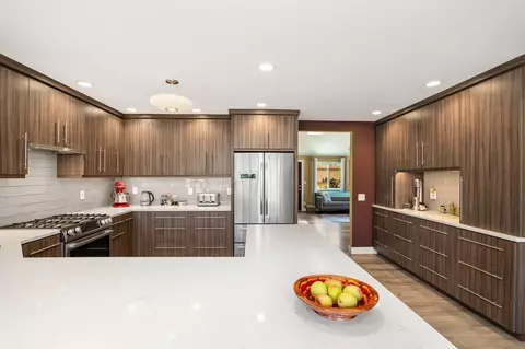 Kitchen - 1934 Calle Sinaloa, Vista, CA 92084 photo 5 of 6