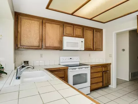 4054 Arcadia Way, Oceanside, CA 92056 photo 21