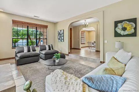 Living - 25245 Calle Uva, Temecula, CA 92592 photo 1 of 6