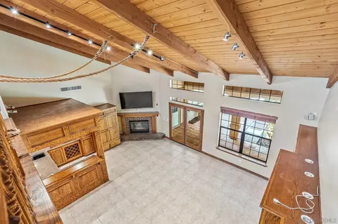 Living - 25245 Calle Uva, Temecula, CA 92592 photo 5 of 6