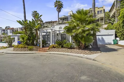 2242 Congress St, San Diego, CA 92110