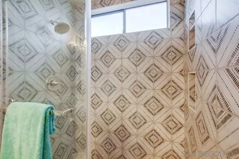 Bath - 10039 Trenchard St, Santee, CA 92071 photo 3 of 7