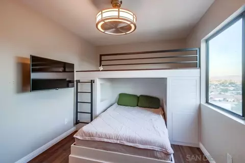 Bedroom - 10039 Trenchard St, Santee, CA 92071 photo 5 of 10