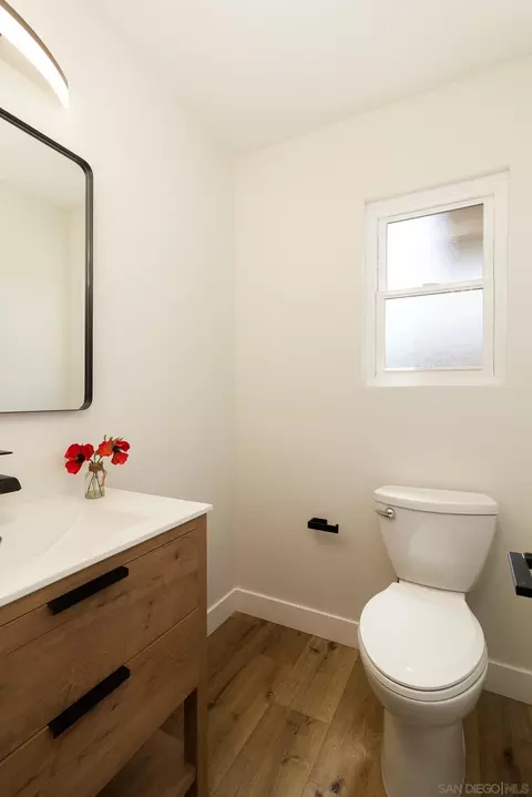 10051 View Crest Ct, Spring Valley, CA 91977 photo 19