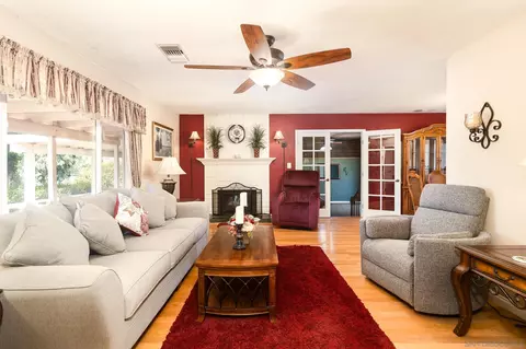 Living - 10125 El Poquito Ln, Santee, CA 92071 photo 3 of 4
