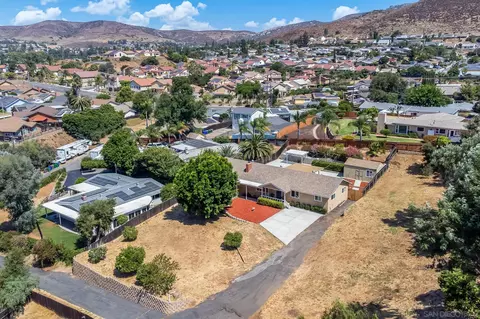 View/Area - 10125 El Poquito Ln, Santee, CA 92071 photo 2 of 6