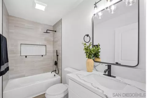 Bath - 8626 Echo Dr, La Mesa, CA 91941 photo 4 of 4