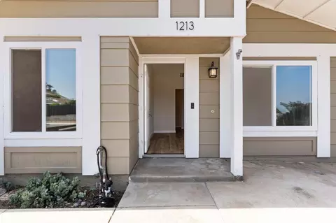 1213 Paseo Hermosa, Oceanside, CA 92056 photo 4