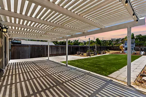 1213 Paseo Hermosa, Oceanside, CA 92056 photo 47