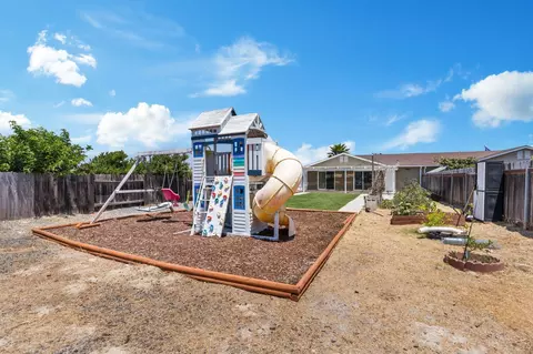 1213 Paseo Hermosa, Oceanside, CA 92056 photo 37