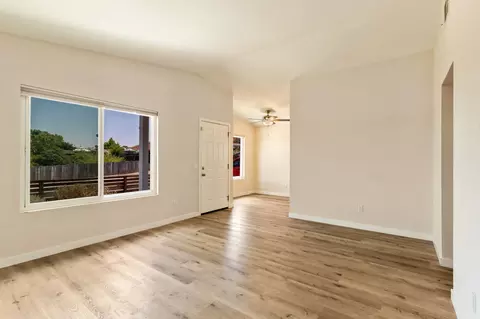 1213 Paseo Hermosa, Oceanside, CA 92056 photo 8