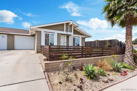 1213 Paseo Hermosa, Oceanside, CA 92056 photo 3