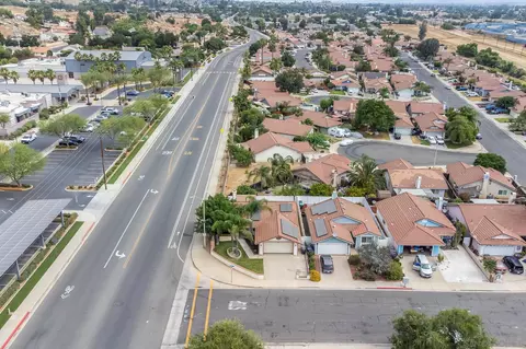 View/Area - 2002 Teak St, Perris, CA 92570 photo 1 of 6