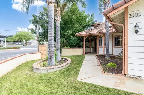 Exterior - 2002 Teak St, Perris, CA 92570 photo 4 of 11