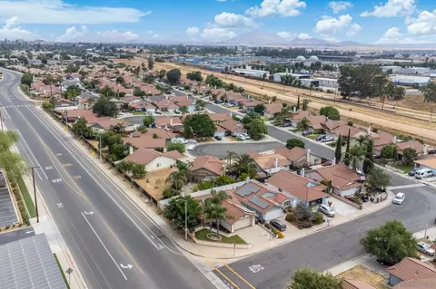 View/Area - 2002 Teak St, Perris, CA 92570 photo 4 of 6