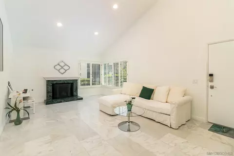 8020 Caminito Gianna, La Jolla, CA 92037 photo 10