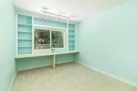 8020 Caminito Gianna, La Jolla, CA 92037 photo 14