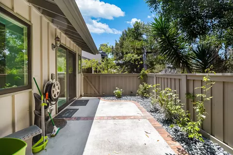 8020 Caminito Gianna, La Jolla, CA 92037 photo 23