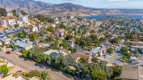 View/Area - 9643 Eucalyptus St, Spring Valley, CA 91977 photo 7 of 12