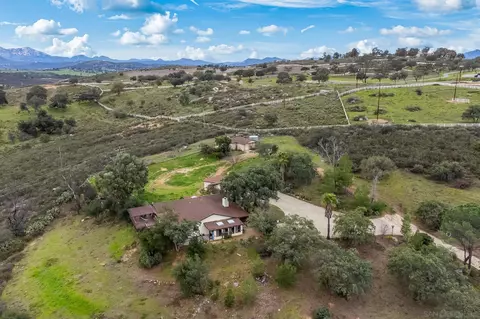 View/Area - 19985 Sunset Oaks Dr, Ramona, CA 92065 photo 4 of 12