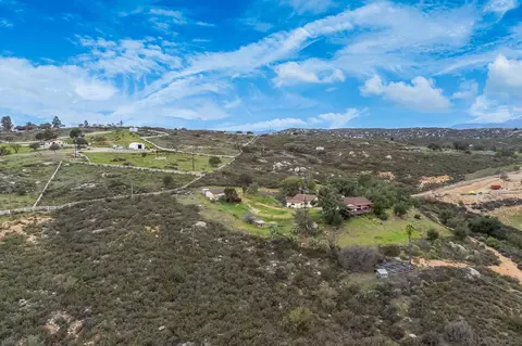 View/Area - 19985 Sunset Oaks Dr, Ramona, CA 92065 photo 8 of 12