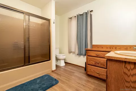 Bath - 19985 Sunset Oaks Dr, Ramona, CA 92065 photo 2 of 4