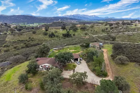View/Area - 19985 Sunset Oaks Dr, Ramona, CA 92065 photo 1 of 12