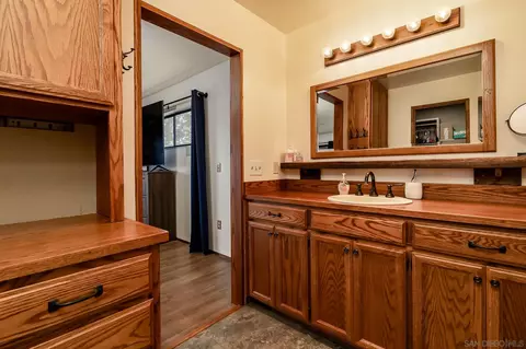 Bath - 19985 Sunset Oaks Dr, Ramona, CA 92065 photo 1 of 4