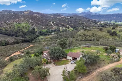 View/Area - 19985 Sunset Oaks Dr, Ramona, CA 92065 photo 2 of 12