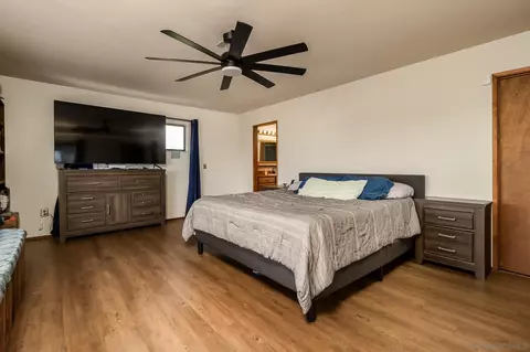 Bedroom - 19985 Sunset Oaks Dr, Ramona, CA 92065 photo 2 of 4